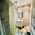One-bedroom Near The Palais Des Festivals * Cannes